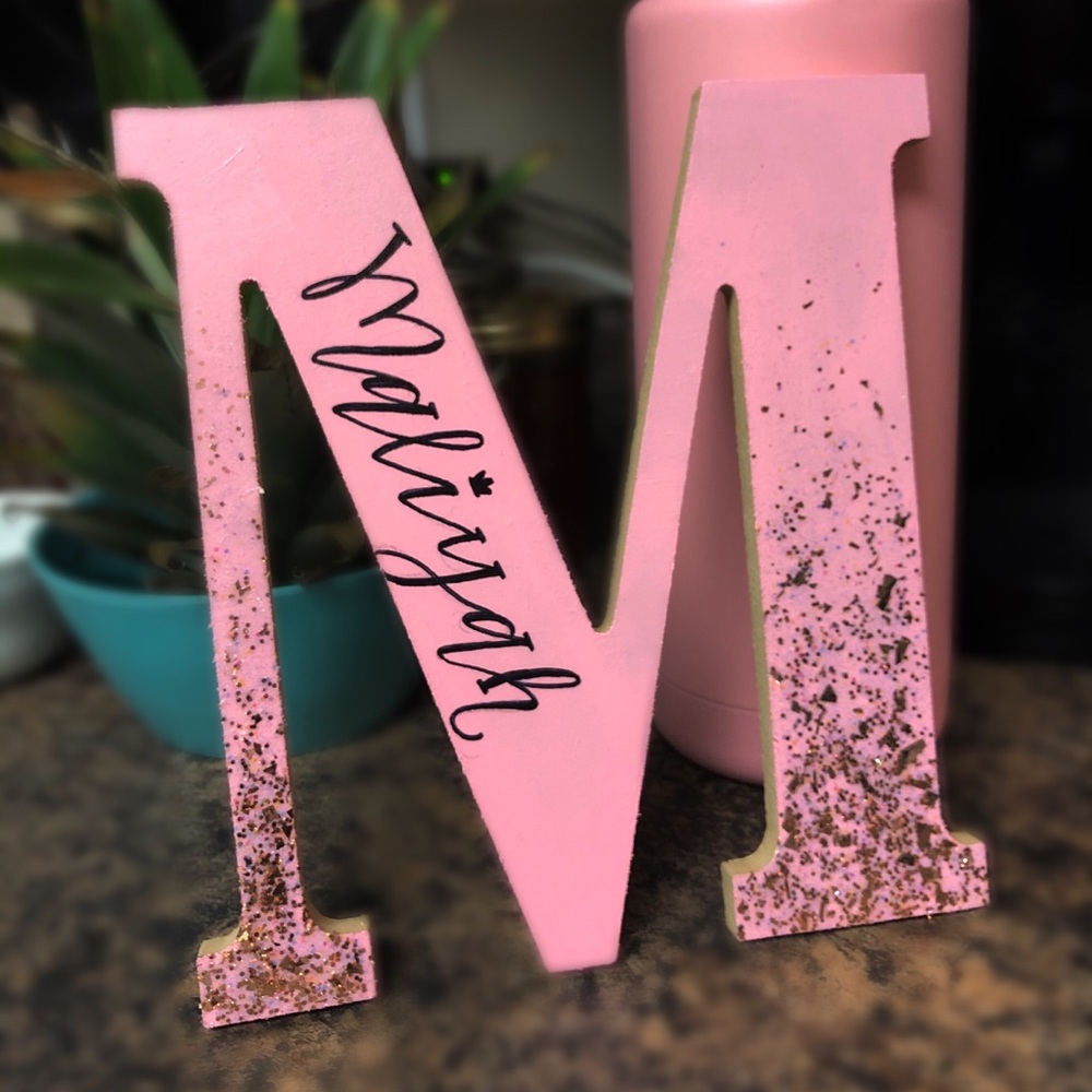 Personalized Initial/Name Wood Piece Decor 💕